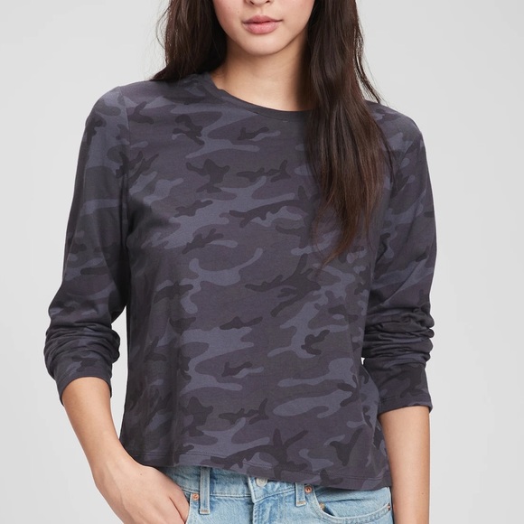 GAP Tops - GAP Camouflage Long Sleeve Top